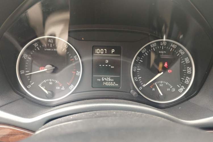 Used Skoda Octavia 2014 1.6L Automatic Yijun Edition Instrument Cluster