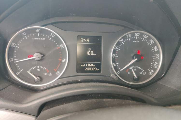 Used Skoda Octavia 2014 1.6L Manual Yijun Edition Instrument Cluster