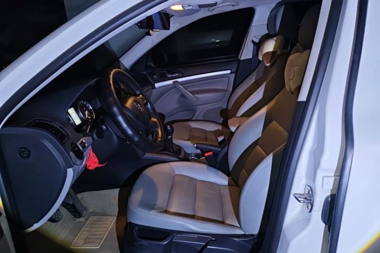 Used Skoda Octavia 2014 1.6L Manual Yijun Edition Left Front Seat