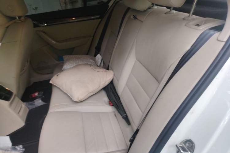 Used Skoda Octavia 2014 1.4TSI DSG Eado Edition Left Rear Seat