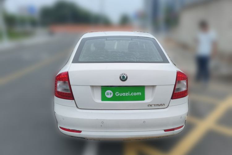 Used Skoda Octavia 2014 1.6L Automatic Yijie Edition Rear