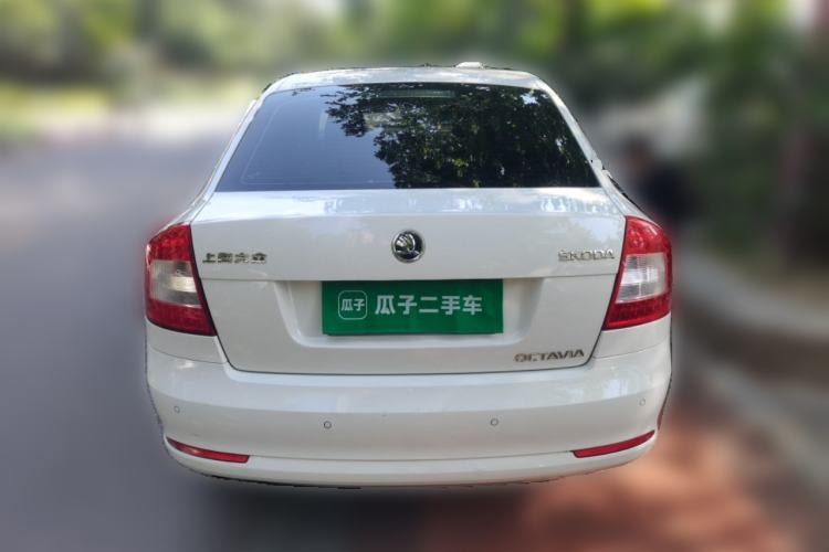 Used Skoda Octavia 2014 1.6L Manual Yijie Edition Rear