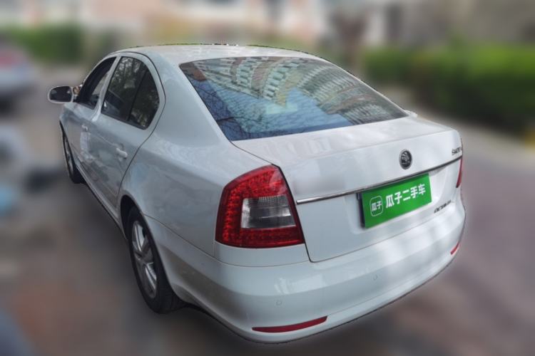 Used Skoda Octavia 2014 1.6L Automatic Yijun Edition Rear Left 45 Deg