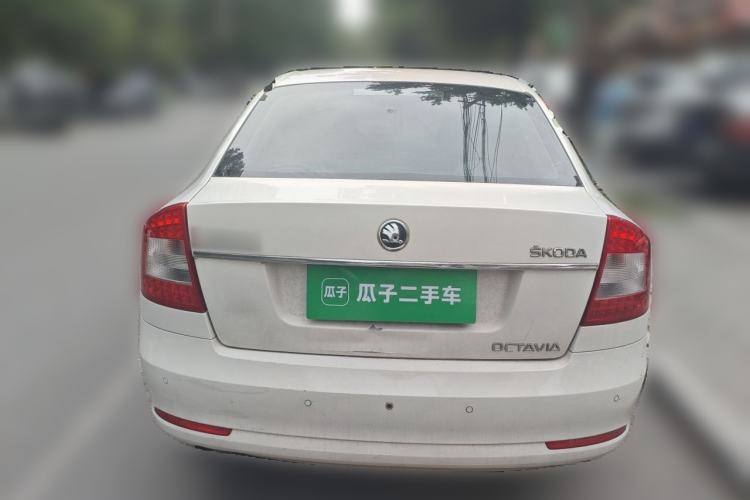 Used Skoda Octavia 2014 1.6L Automatic Yijun Edition Rear