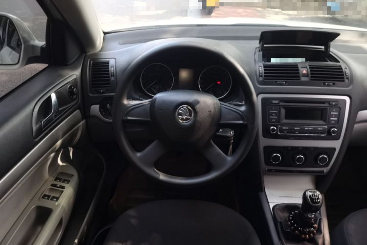 Used Skoda Octavia 2014 1.6L Manual Yijie Edition Steering Wheel