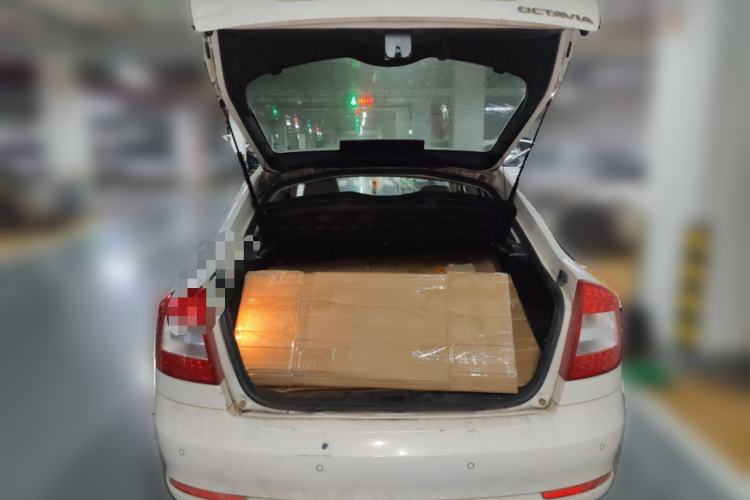 Used Skoda Octavia 2014 1.6L Manual Yijie Edition Trunk