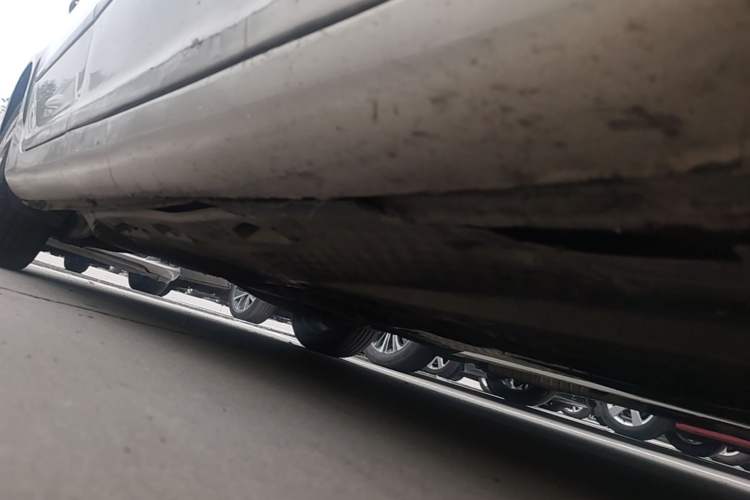 Used Skoda Octavia 2014 1.6L Automatic Yijie Edition Chassis Front Right