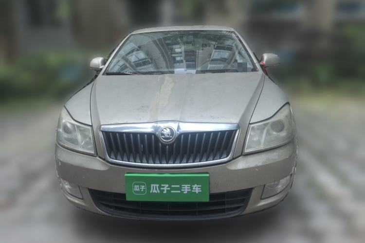 Used Skoda Octavia 2014 1.6L Automatic Yijie Edition Front