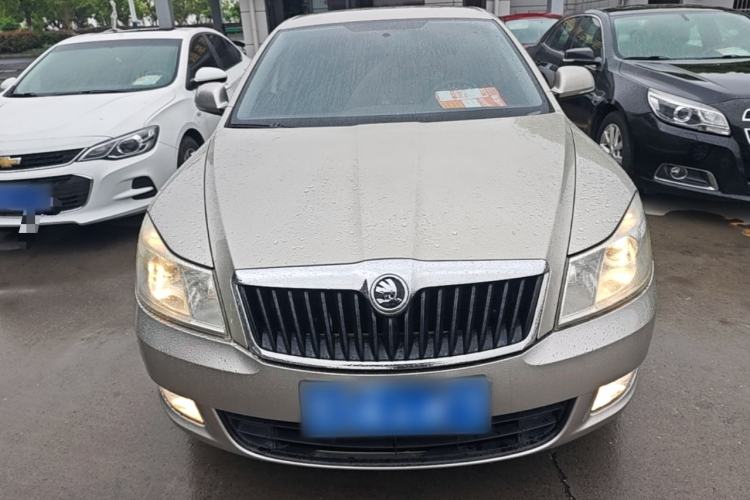 Used Skoda Octavia 2014 2.0L Automatic Yijie Edition Front