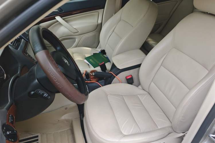 Used Skoda Octavia 2014 1.6L Automatic Yijun Edition Left Front Seat