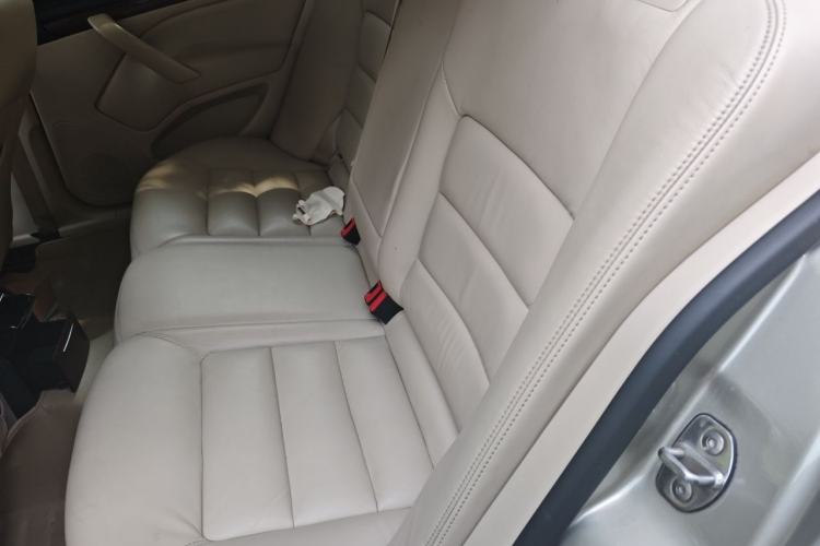 Used Skoda Octavia 2014 1.6L Automatic Yijun Edition Left Rear Seat