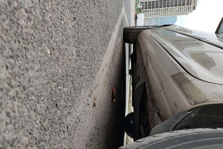 Used Skoda Octavia 2014 1.6L Automatic Yijie Edition Left Side Sill