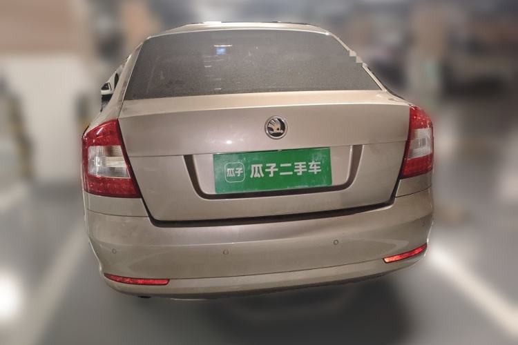 Used Skoda Octavia 2014 1.6L Automatic Yijie Edition Rear
