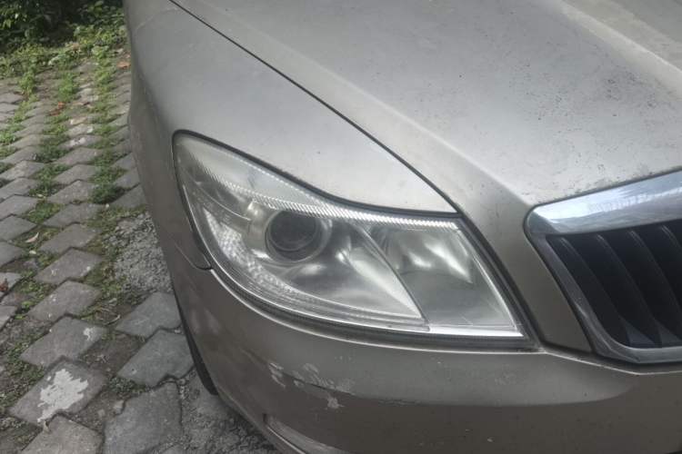 Used Skoda Octavia 2014 1.6L Automatic Yijie Edition Right Front Headlight