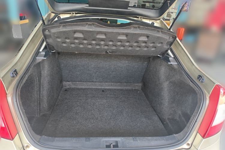 Used Skoda Octavia 2014 1.6L Automatic Yijie Edition Trunk