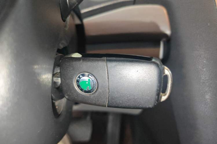 Used Skoda Octavia 2014 1.6L Automatic Yijie Edition Vehicle Key