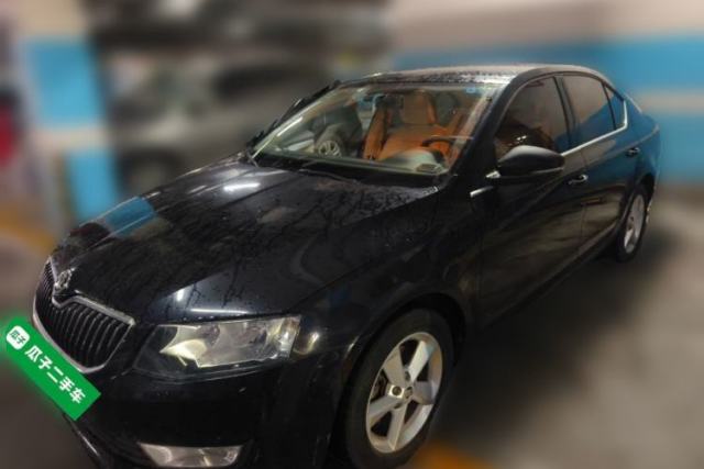 Skoda Octavia 2015 1.6L Manual Yijie Edition с пробегом