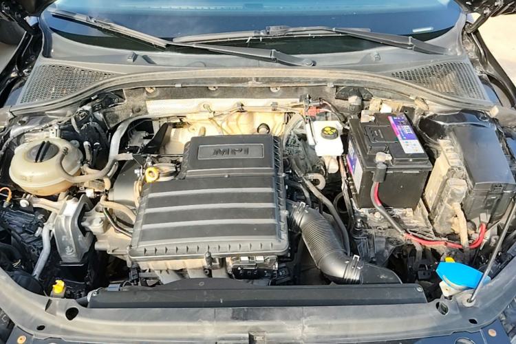 Used Skoda Octavia 2015 1.6L Manual Eado Edition Engine Bay
