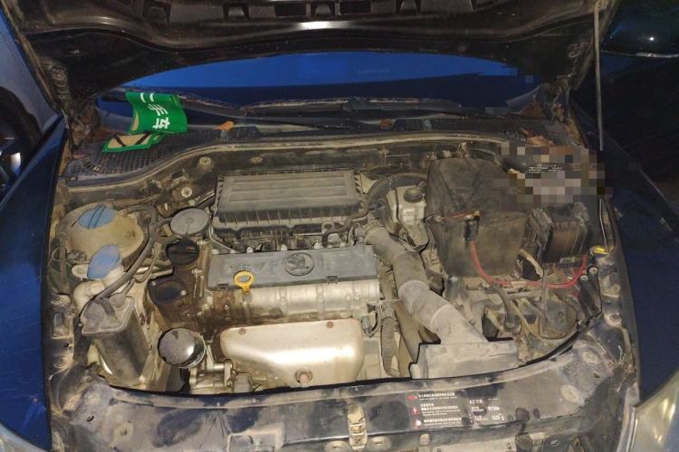 Used Skoda Octavia 2015 Classic Model 1.6L Manual Yijie Edition Engine Bay