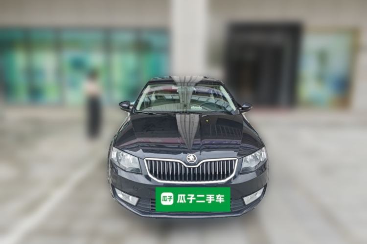 Used Skoda Octavia 2015 1.6L Automatic Yijie Edition Front