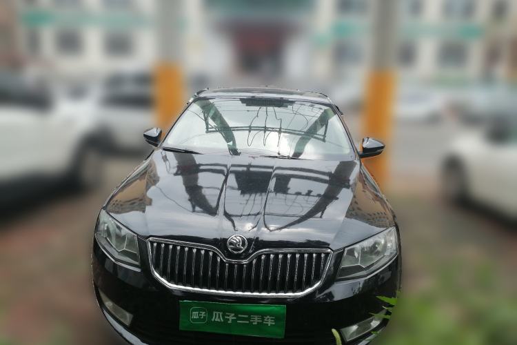 Used Skoda Octavia 2015 1.6L Automatic Yijie Edition Front
