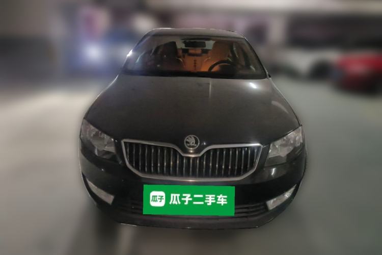 Used Skoda Octavia 2015 1.6L Automatic Yijie Edition Front