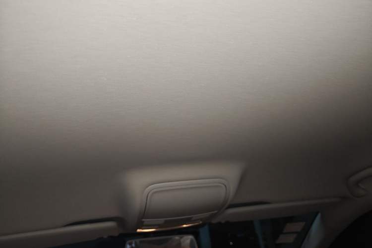 Used Skoda Octavia 2015 1.6L Manual Eado Edition Headliner