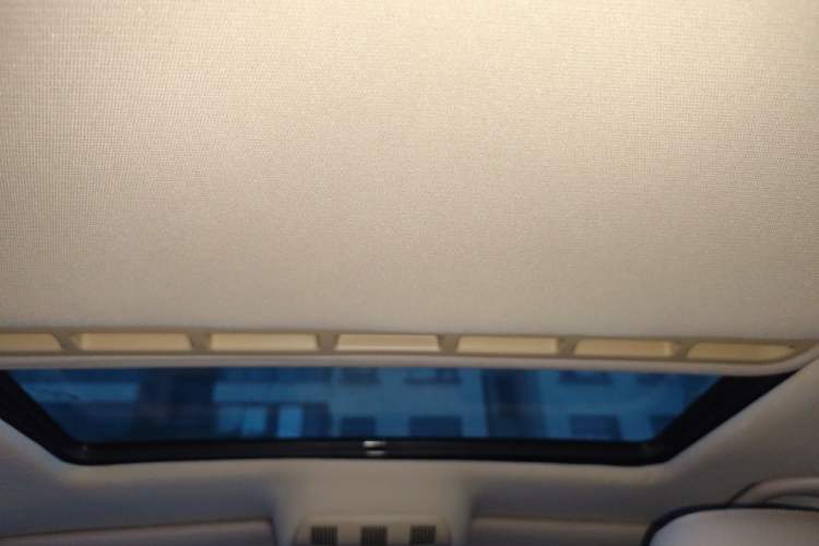 Used Skoda Octavia 2015 Classic Model 1.6L Manual Yijie Edition Headliner