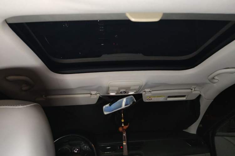 Used Skoda Octavia 2015 1.6L Automatic Yijun Edition Headliner