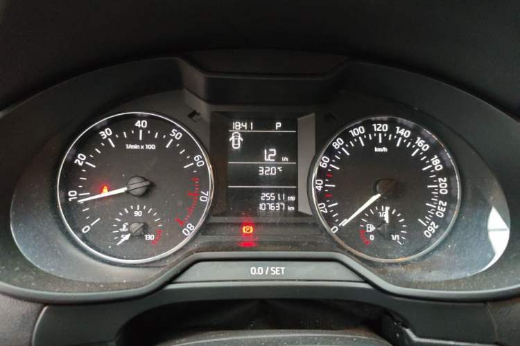 Used Skoda Octavia 2015 1.6L Automatic Eado Edition Instrument Cluster