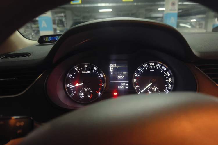 Used Skoda Octavia 2015 1.6L Manual Yijie Edition Instrument Cluster