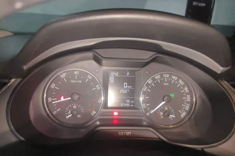 Used Skoda Octavia 2015 1.6L Automatic Yijie Edition Instrument Cluster