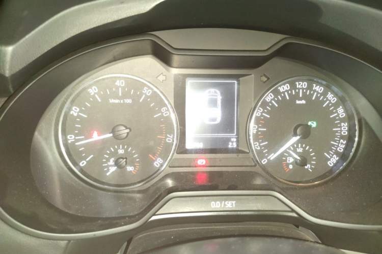 Used Skoda Octavia 2015 1.6L Automatic Yijun Edition Instrument Cluster