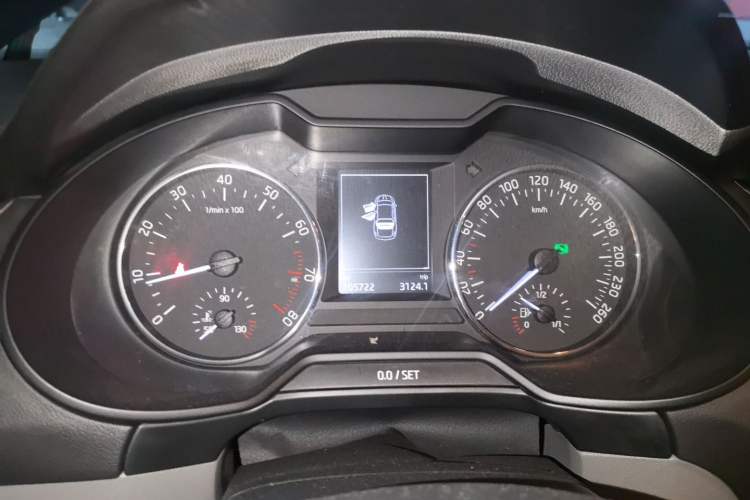 Used Skoda Octavia 2015 1.6L Automatic Yijun Edition Instrument Cluster
