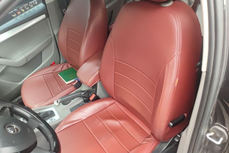 Used Skoda Octavia 2015 1.6L Automatic Eado Edition Left Front Seat
