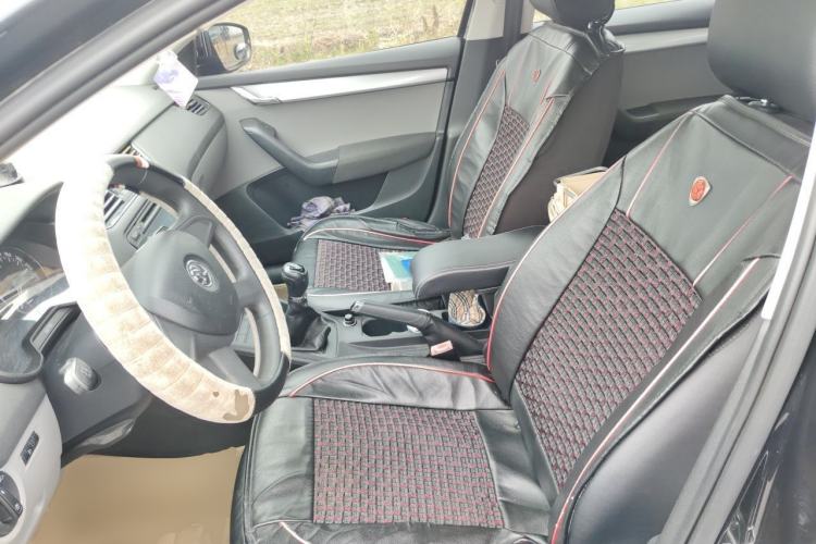 Used Skoda Octavia 2015 1.6L Manual Eado Edition Left Front Seat