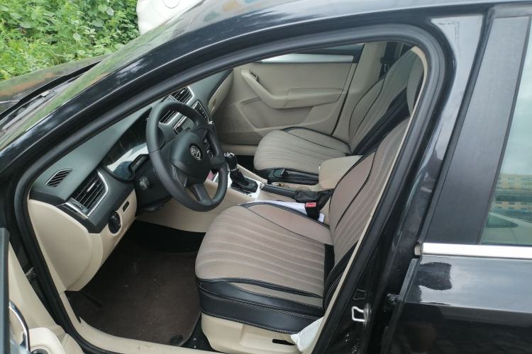 Used Skoda Octavia 2015 1.6L Automatic Yijie Edition Left Front Seat