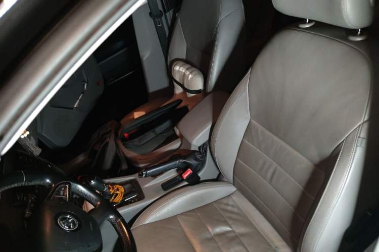 Used Skoda Octavia 2015 1.6L Automatic Yijun Edition Left Front Seat
