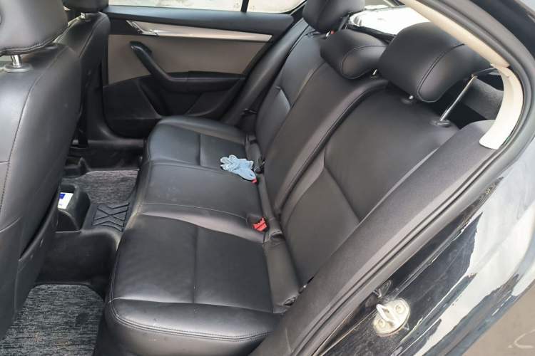 Used Skoda Octavia 2015 1.6L Automatic Eado Edition Left Rear Seat