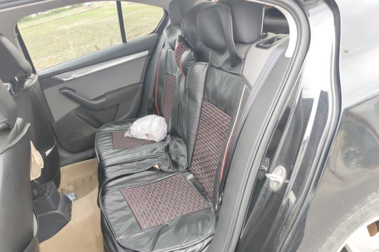 Used Skoda Octavia 2015 1.6L Manual Eado Edition Left Rear Seat
