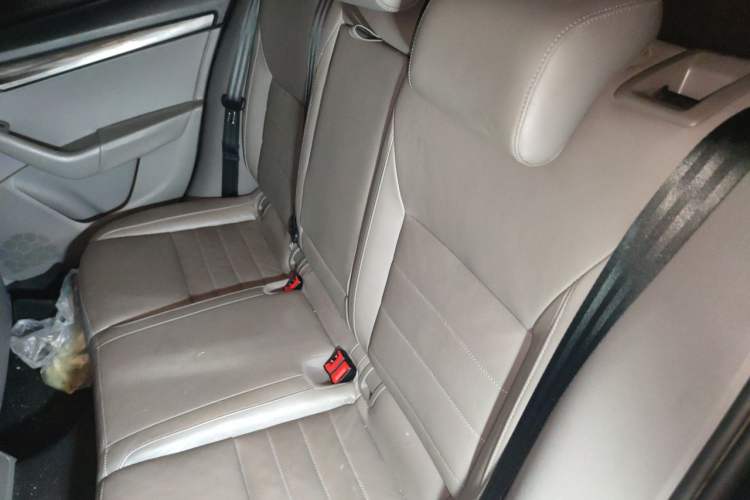 Used Skoda Octavia 2015 1.6L Automatic Yijun Edition Left Rear Seat