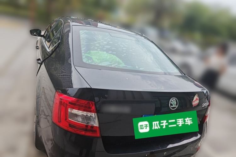 Used Skoda Octavia 2015 1.6L Automatic Yijie Edition Rear
