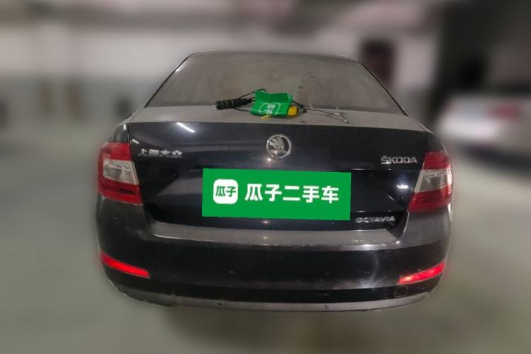 Used Skoda Octavia 2015 1.6L Automatic Yijie Edition Rear