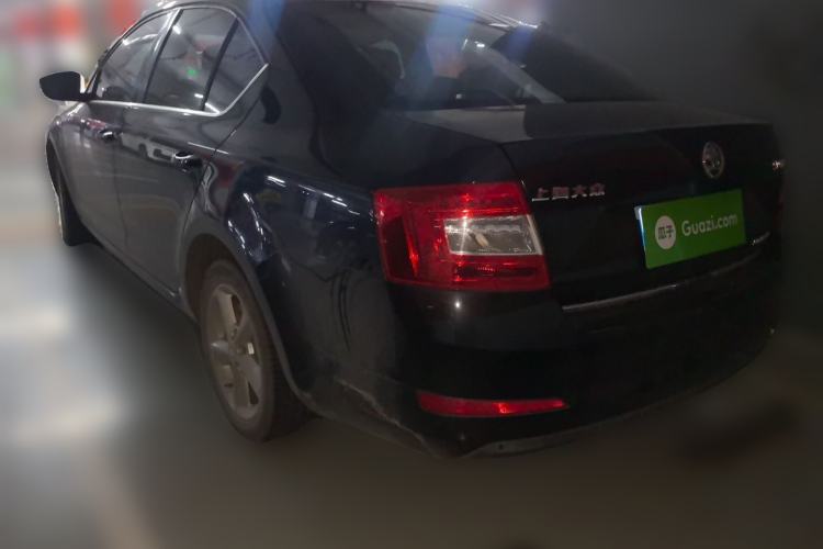 Used Skoda Octavia 2015 1.6L Automatic Yijun Edition Rear Left 45 Deg