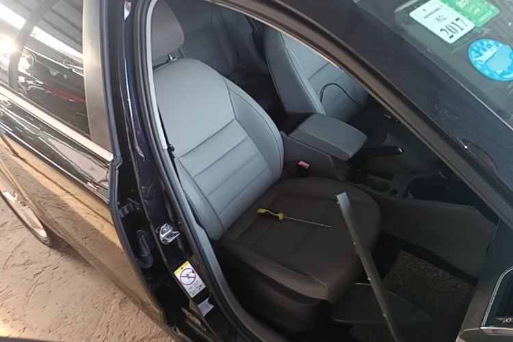 Used Skoda Octavia 2015 1.6L Automatic Yijun Edition Right Front Seat