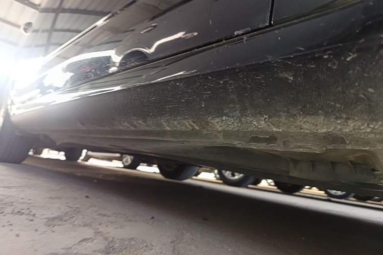 Used Skoda Octavia 2015 1.6L Automatic Yijun Edition Right Side Sill