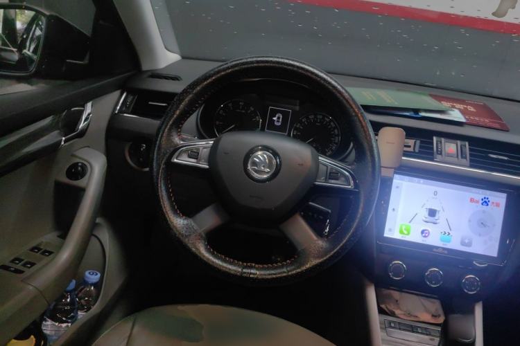 Used Skoda Octavia 2015 1.6L Manual Yijun Edition Steering Wheel