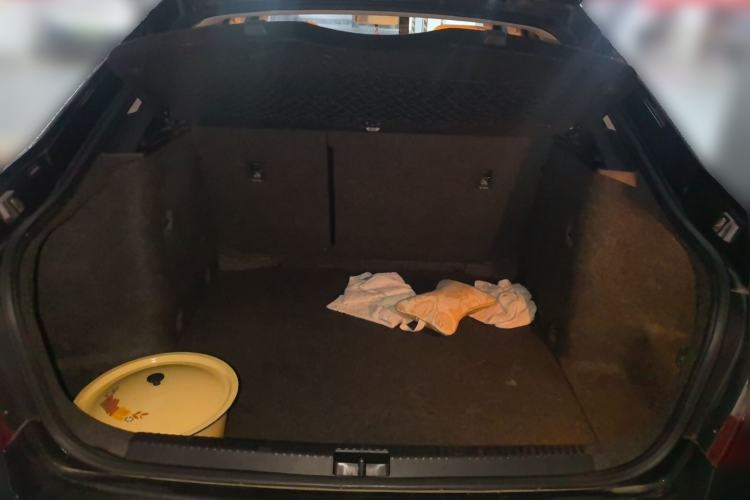 Used Skoda Octavia 2015 1.6L Automatic Yijun Edition Trunk
