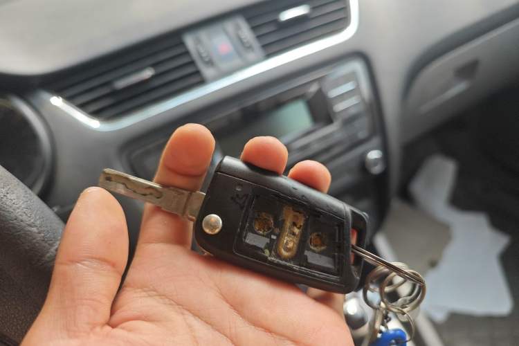 Used Skoda Octavia 2015 1.6L Automatic Yijie Edition Vehicle Key