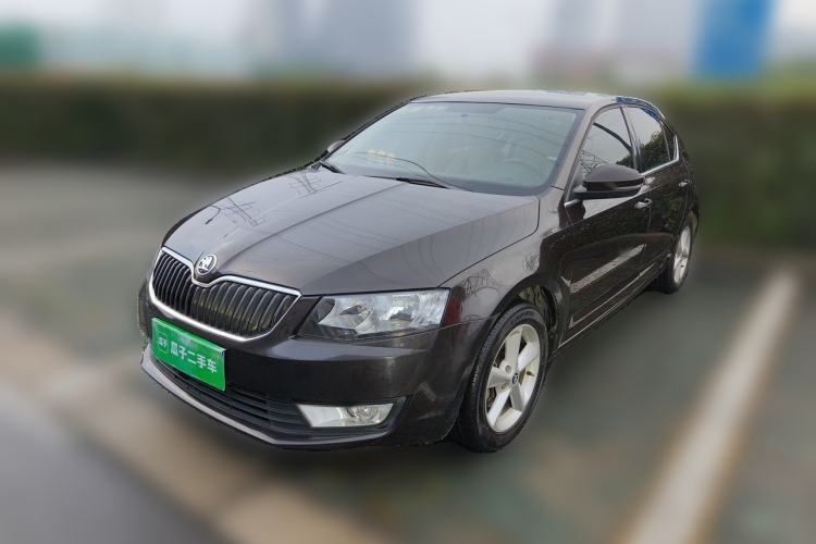 Used Skoda Octavia 2015 1.6L Automatic Yijie Edition Guazi used car, China used car export, Used car for sale, Used  cars, Cheapest cars for sale